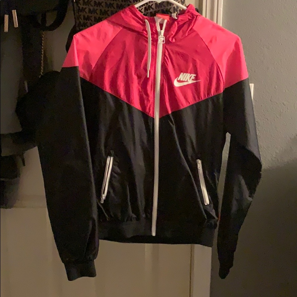 Wind breaker jacket